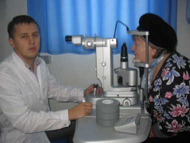 Лазер в руках   офтальмологов